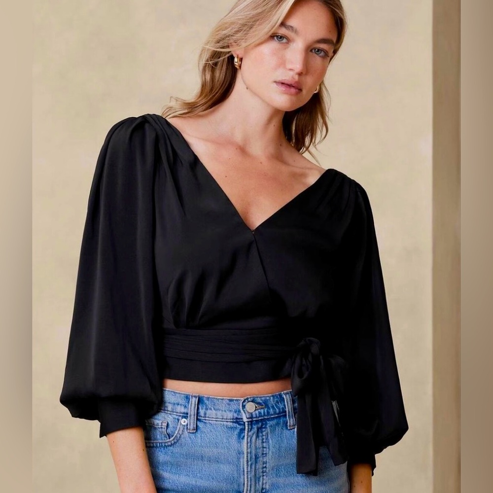 Banana republic- black cropped wrap blouse